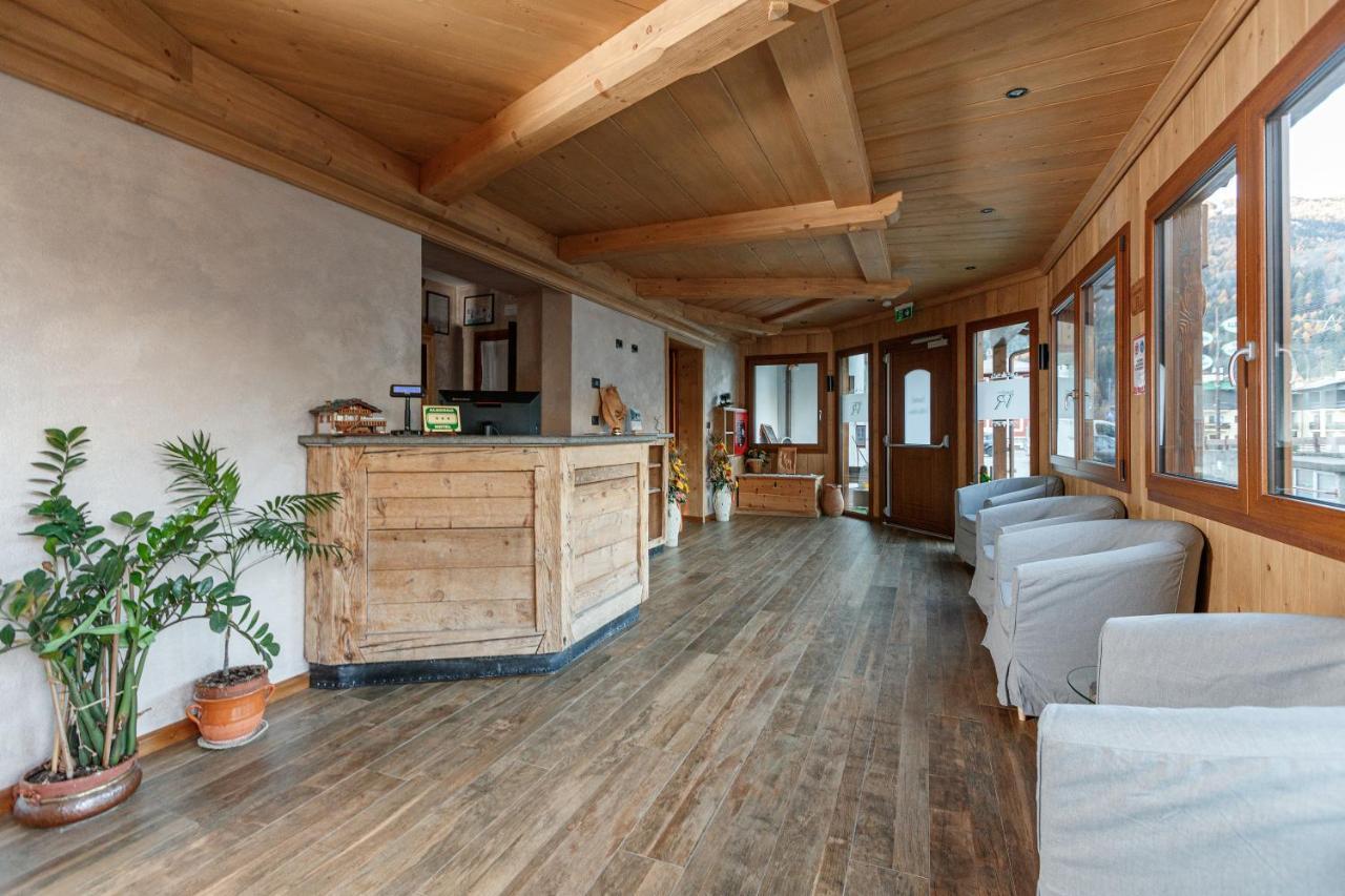 Hotel Villa Rina Bormio Exterior photo